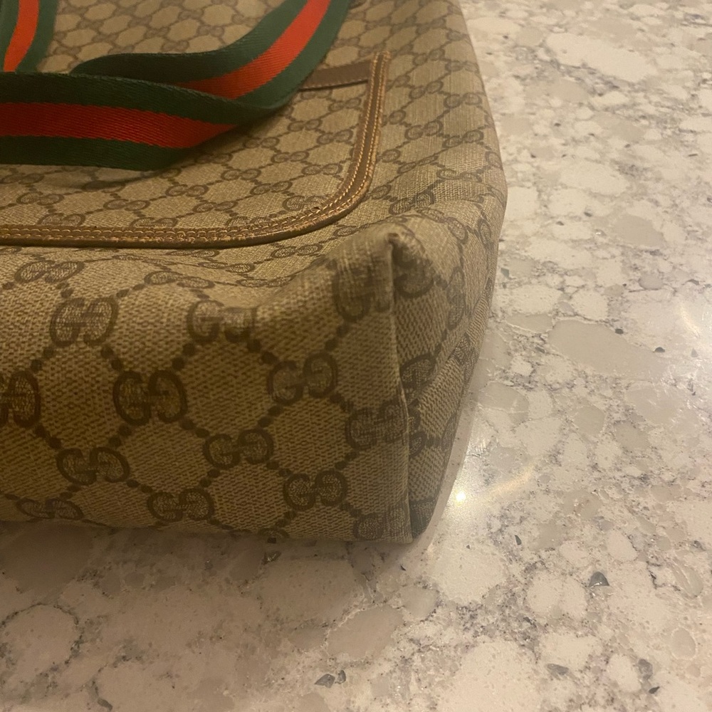 Gucci Purse - Picture 5 of 9